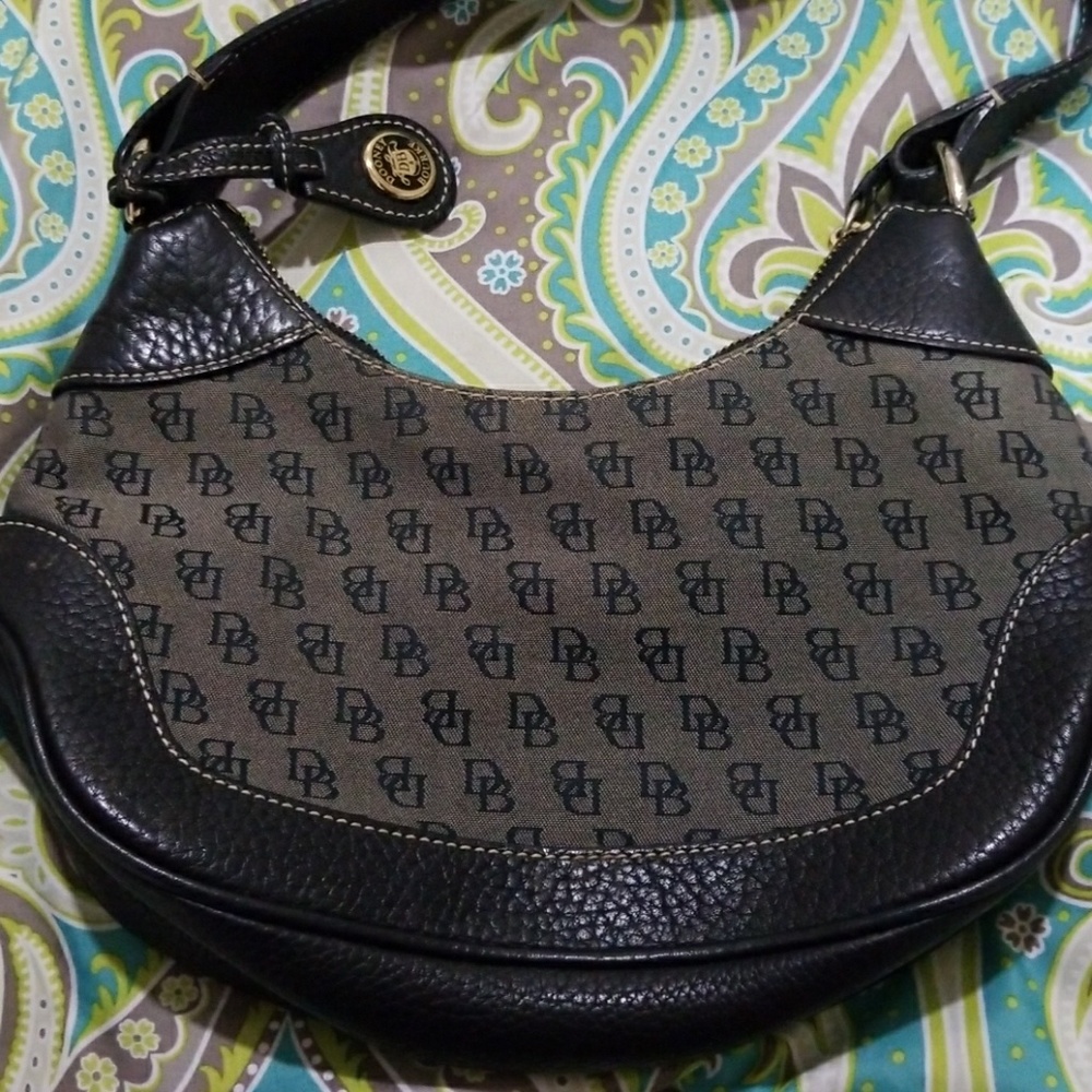 Dooney shoulder bag